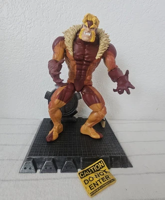 Diente de sable suelto completo Marvel Select Foto 1 de 4