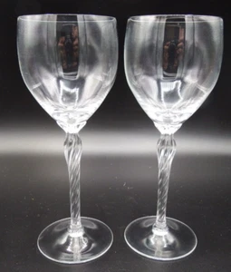 set of 2 Lenox Aria 7 5/8" Wine Glasses MINT!! - Picture 1 of 3