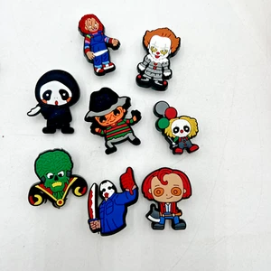 8 piezas Dijes para zapatos de Halloween de película de miedo adecuados para Croc y Jibbitz - Imagen 1 de 2