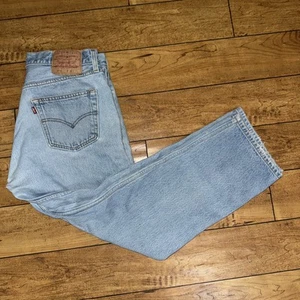 Vintage Levi’s 501 Button Fly Stone Washed 33x28 Measured Blue - Picture 1 of 12