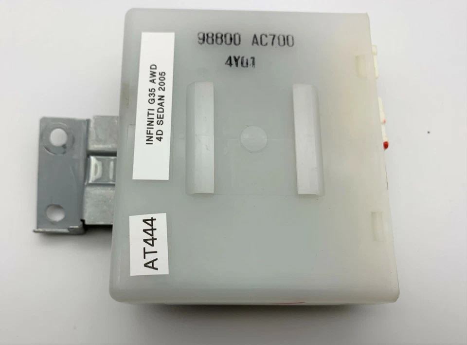 Assento dianteiro sob painel controle módulo de energia fabricante de equipamento original 03-08 Infiniti G35 AWD 4D sedã - Imagem 1 de 4