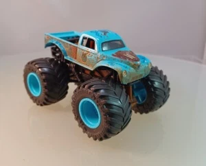 Hot Wheels Monster Jam Whiplash w/Blue Rims and Mud HTF - 1/64 Scale - Picture 1 of 6