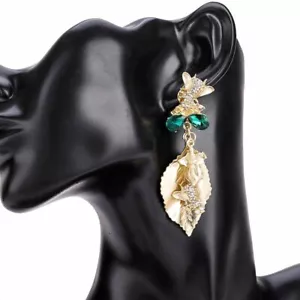 NEW BAROQUE BEE GOLD LEAF RHINESTONES EARRINGS STUD DROP CRYSTALS PARTY UNIQUE - Picture 1 of 6