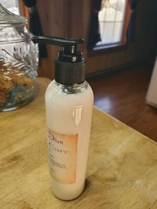 Cream Face Wash - Picture 1 of 1