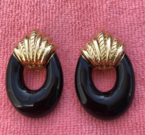 Ciner Vintage 80er Ohrclips Übergroße Vintage-Tür-Knocker-Ohrringe Emaille - Bild 1 von 6