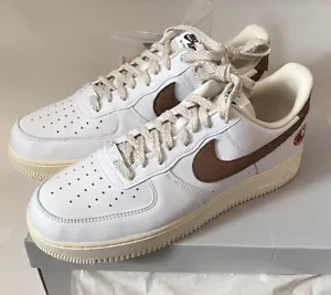 NUEVO Nike Unisex Air Force 1 Low '07 LX Zapatos de Cuero M 10.5 / W 12 DJ9943-101 - Imagen 1 de 8