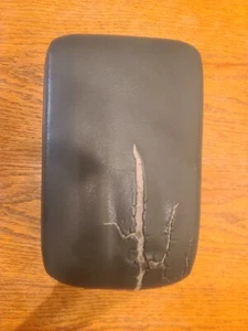 TOYOTA CAMRY SOLARA CENTER CONSOLE ARMREST LID COVER PADDED XLE GRAY 97 98 99 01 - Picture 1 of 7