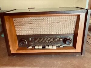 Vintage German EMUD T7 Tube Radio FM Tested and Sounds Good