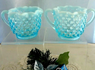 FENTON "50% OFERTA"DE COLECCIÓN"ESTRELLA"AZUL OPALESCENTE" CLAVO"VIDRIO"AZÚCAR Y CREMA"COMO NUEVO ~ AÑOS 50 Foto 1 de 4