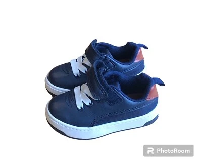 Zapatillas bajas Carters Retro2 bebé niño talla 5 cuero azul marino. Foto 1 de 4