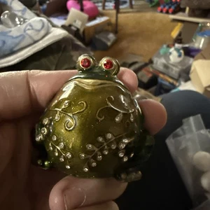 Enameled and Jeweled Green Frog Hinged Compact Rhinestones Very Cute 3.5  - Picture 1 of 19