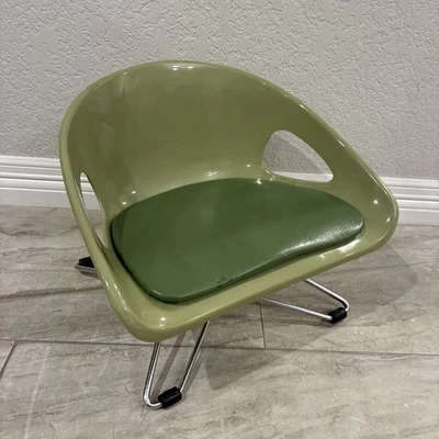 Silla elevadora retro vintage Cosco Household Products MCM para niños/niños pequeños Foto 1 de 4
