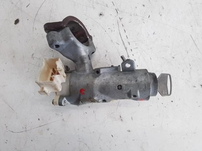 TOYOTA HILUX 09/1997-03/2005 IGNITION WITH KEY IGNITION KEY & BARREL - image 1 of 4