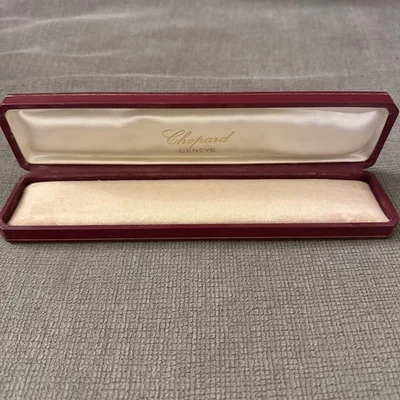 Authentic Vintage Chopard ‘Genève’ Red Watch Presentation Box - Image 1 of 4