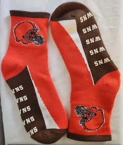 NFL Cleveland Browns Men's 5-10 Women's 6 - 11 Acrylic Crew Socks - Picture 1 of 2