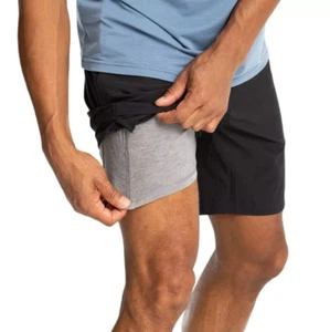 Free Fly Men's Lined Active Breeze 7" Shorts (Black) - Picture 1 of 3