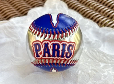 PARÍS Torre Eiffel Béisbol Rojo Blanco Azul Plata 9" Circunferencia Foto 1 de 3