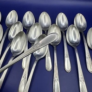 VTG Lot of 15 Wm Rogers MARY LOU DEVONSHIRE Silver Plate 1938 SPOONS 6 1/8" - Picture 1 of 10