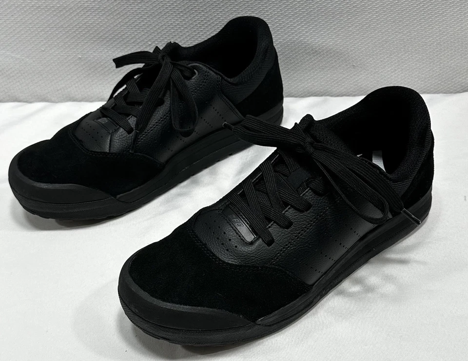 Zapatillas planas de MTB Specialized 2FO Roost 44EU, 10.6US, negras Foto 1 de 4