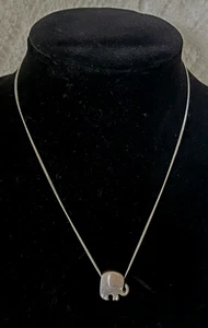 ELEPHANT SLIDE NECKLACE * ADJUSTABLE SIZE * SILVER TONE * - Picture 1 of 7