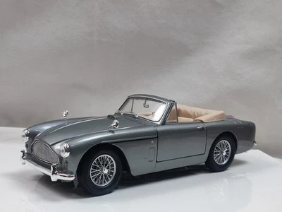 Road Signature 1/18 1958 Aston Martin DB2-4 Mark 3 Metallic Grey Classic Car - Image 1 of 4