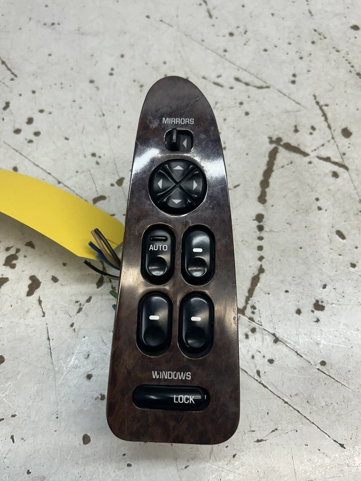 Interruptor de puerta delantero Buick Century 2001 Foto 1 de 4