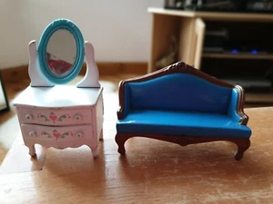 Vintage Mattell 'Littles' Dollhouse Metal Sofa/ Dressing Table opening draw 1980 - Picture 1 of 6