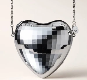 Bolso Bandolera Kate Spade X Target Plateado Disco Corazón NOVEDAD NUEVO CON ETIQUETAS EN MANO - Imagen 1 de 4