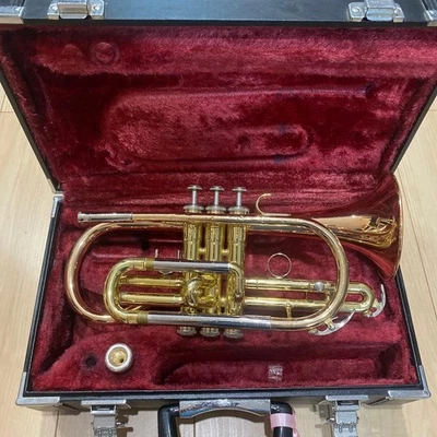 Yamaha YCR-3330 Short Cornet Red Brass Hard Case Mouthpiece Musical Instrument - Image 1 of 4