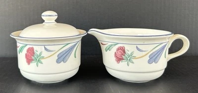 Amapolas Lenox en crema azul y azucarero Foto 1 de 4