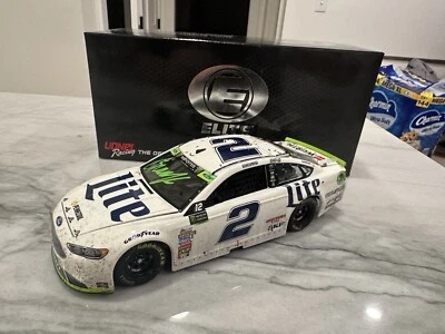 Brad Keselowski Autografiado 2017 Cheers2dale Elite Talladega Carrera Ganar Líquido #2 Foto 1 de 4