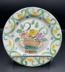 VICKI CARROLL RETIRED Annual Floral Salad Plate 2nd Edition 1997 Signed - Picture 1 of 3