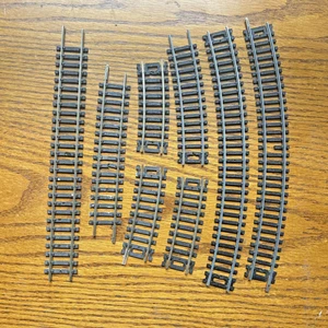 8 Atlas HO Scale Misc track Varies 3”-9” - Nickel Silver-Code 100-FREE SHIPPING - Picture 1 of 1