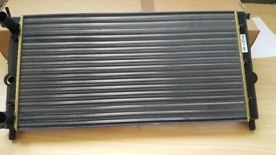 811067 RADIATORE RAFFREDDAMENTO FIAT UNO / PREMIO / ELBA- RADIATOR - Immagine 1 di 4