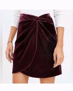 New Loft Velvet Twist Shift Skirt Purple Zip Closure Womens Size 4 - Picture 1 of 8