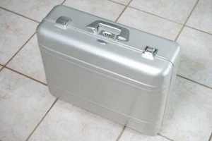 Aluminium Koffer von Zero Halliburton - Bild 1 von 10