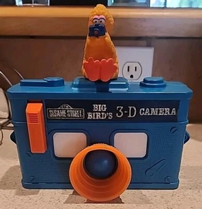 Vintage 1978 Sesame Street Big Bird Toy Alphabet 3D Camera - Picture 1 of 5