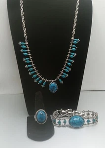 Jewelry Set - Picture 1 of 1