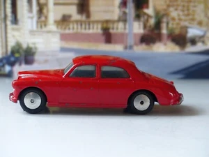 Corgi Toys 205M Riley Pathfinder rosso (2) - Foto 1 di 20
