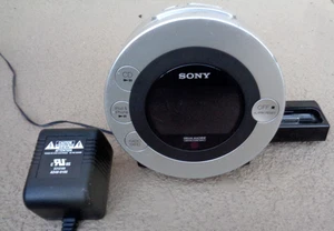 SONY DREAM MACHINE ICF-CD3IP AM/FM CD IPOD DOCK ALARM CLOCK RADIO TESTED WORKS - Picture 1 of 4