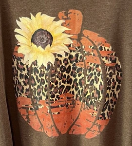 Bella Canvas Pumpkin Sunflower XL Brown Short Sleeve Womens - Picture 1 of 6