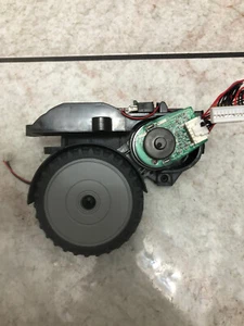 Ruota Robot Lg Hom Bot Sinistra - Foto 1 di 8