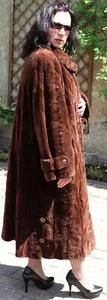 Abrigo de visón terciopelo abrigo de piel visón piel esquilada Italy Styl Rieger marrón - Imagen 1 de 10