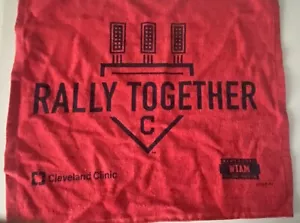 Asciugamano CLEVELAND INDIANS MLB Rally Together 2016 Playoff Rosso - Foto 1 di 9