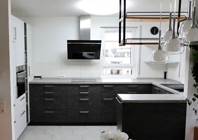 Wertige Einbauküche mit Elektrogeräten gebraucht - Bild 1 von 4