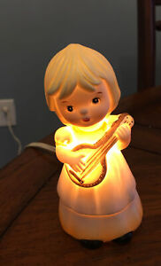I.W. Rice Porcelain Night Light: Little Girl Play a Banjo Japan
