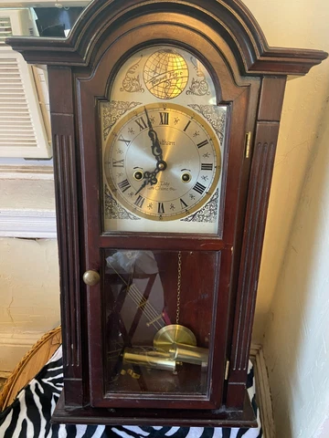 WALTHAM TEMPUS FUGIT VINTAGE  $50.00 !!! Wall Mount Clock 31 Day Chime 27-1/2" Cover