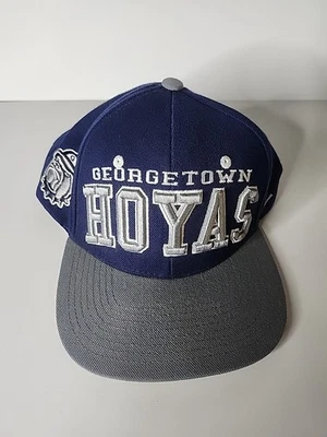  Sombrero Georgetown Hoyas Nuevo con Etiquetas Zephyer Letras Elevadas Excelente Estado  Foto 1 de 4