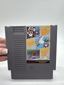 Super Mario Bros / Duck Hunt / World Class Track Meet (Nintendo NES)