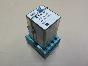 Finder Relay Type 60.12 + Type 90.26 Socket Base - Picture 1 of 7